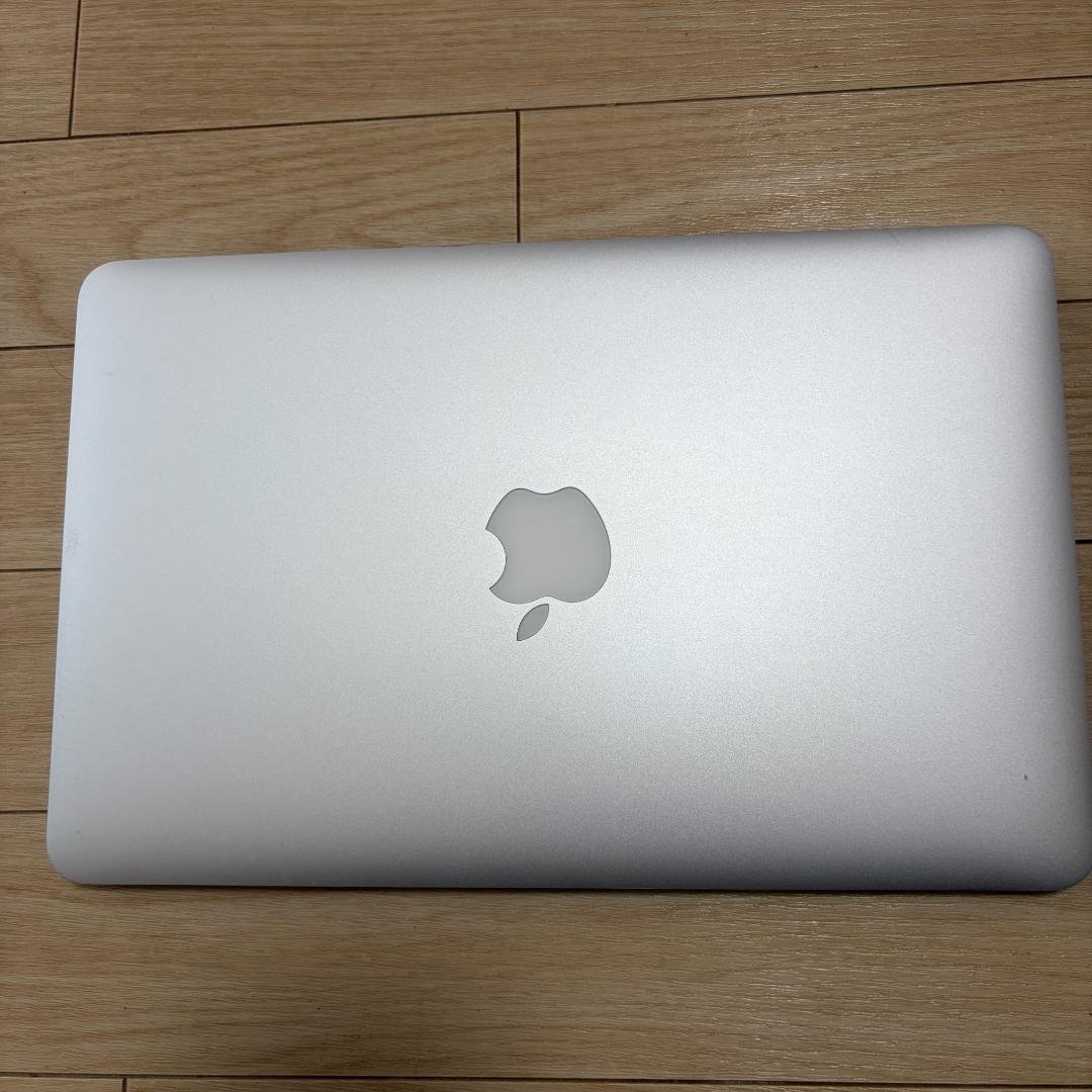 【希少・美品】MacBook Air 11インチ A1465