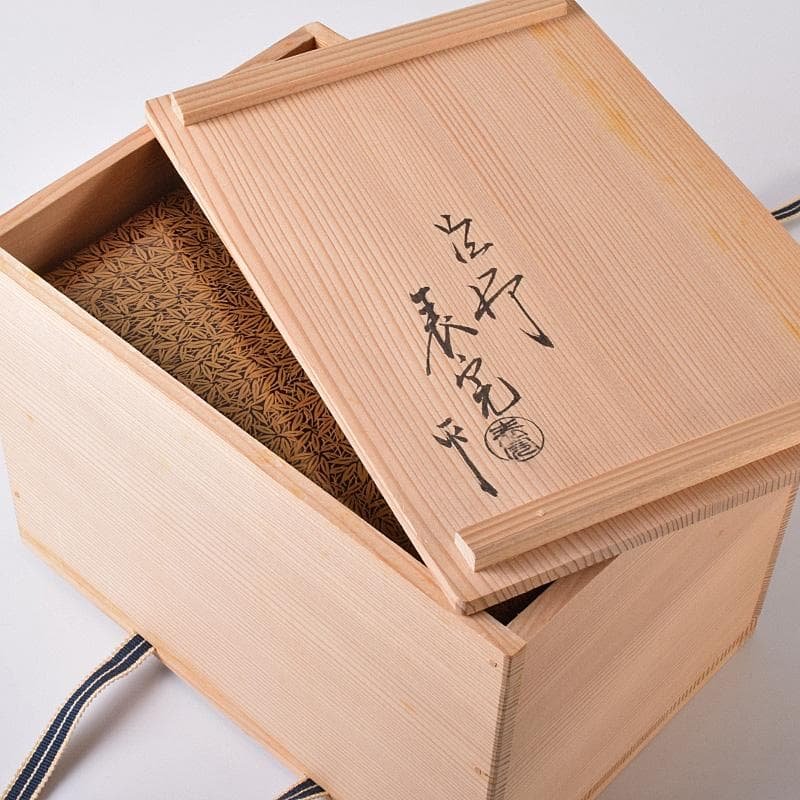 HSK KTHG九谷焼　茶碗など　八点一式　黒船裂仕覆　共箱　JR8250