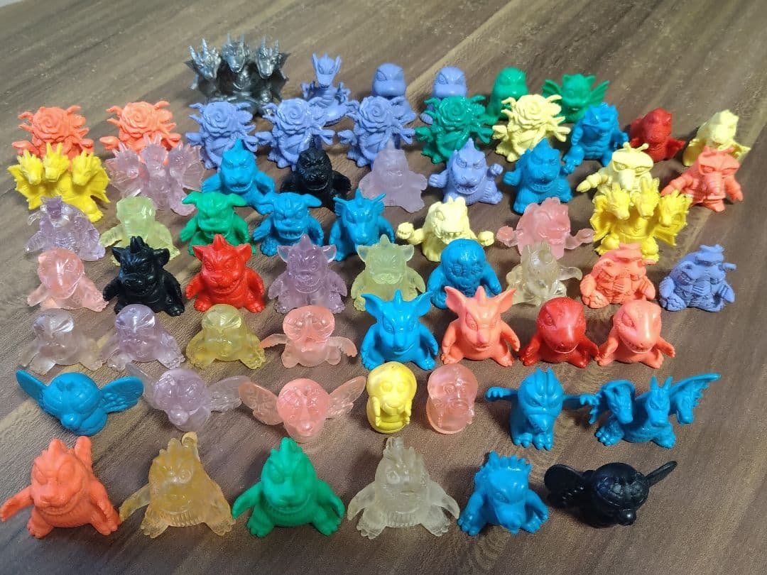 【当時物】ガシャポン ゴジラ怪獣軍団 63体セット