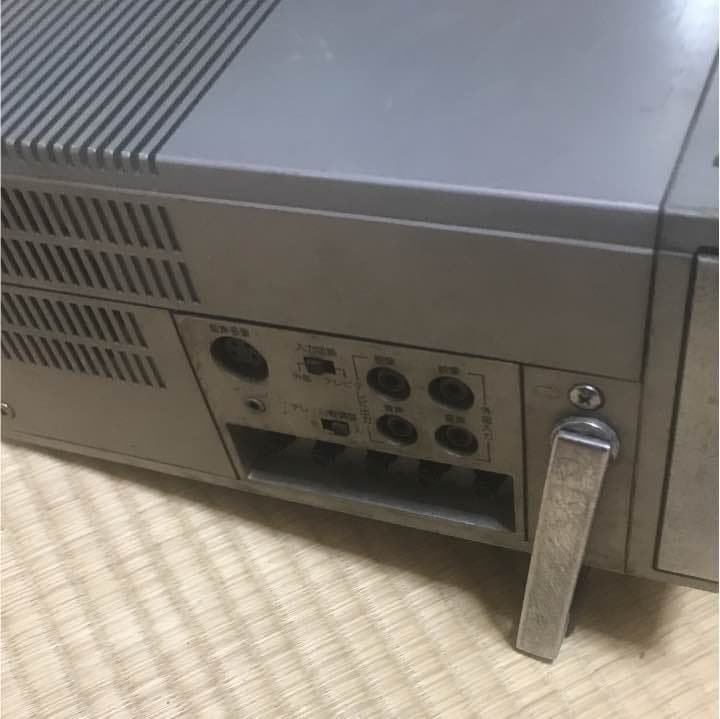 70年代カラーテレビ携帯テレビ