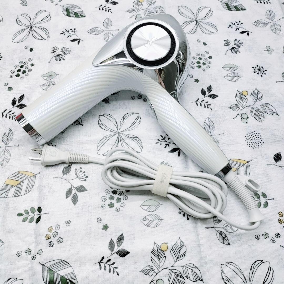 新品同様⭐️Refa リファ ビューティック ドライヤー プロ MTG