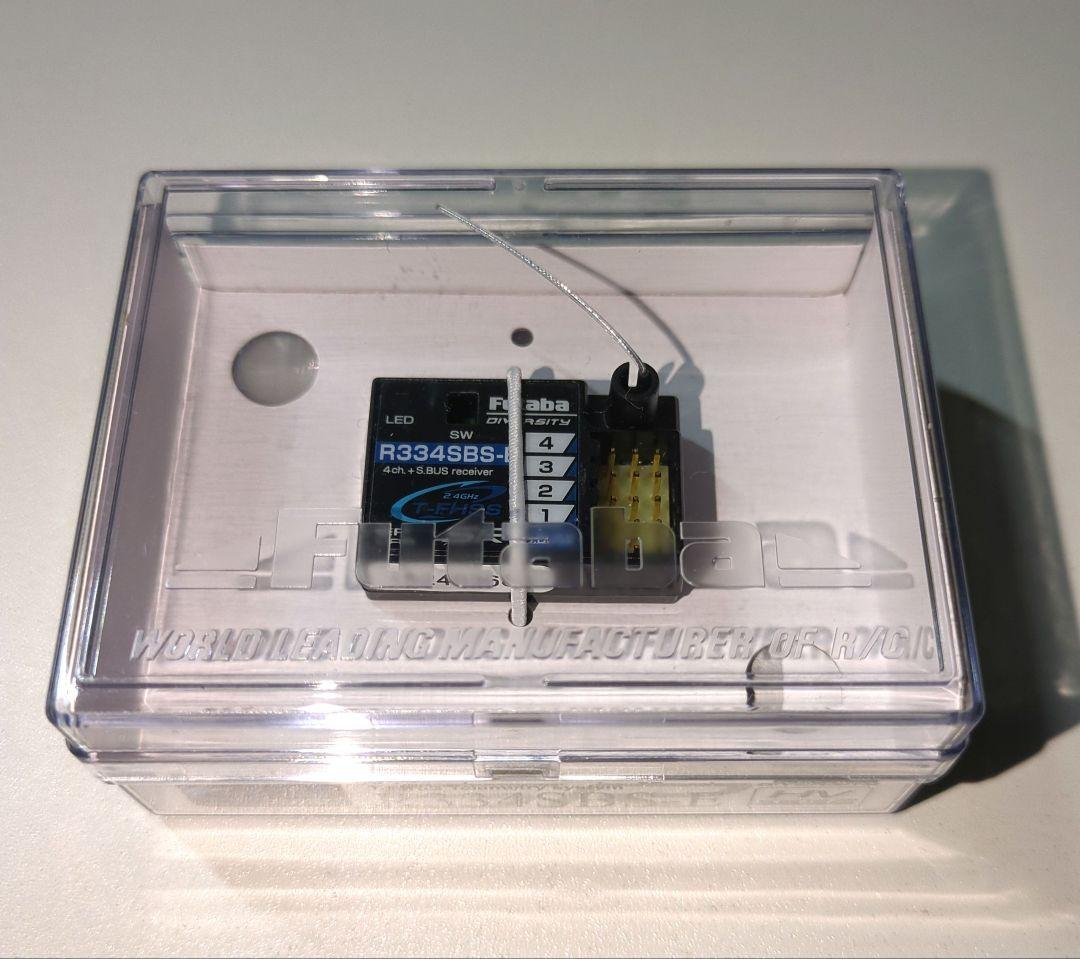 Futaba フタバ　R334SBS-E