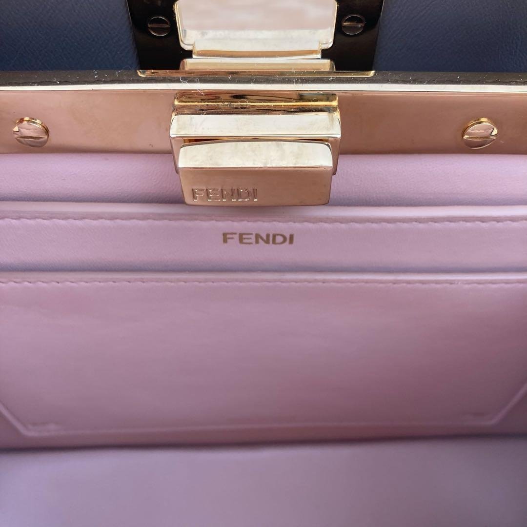 FENDI フェンディ ピーカブー アイシーユー スモール ミニ 白 ホワイト