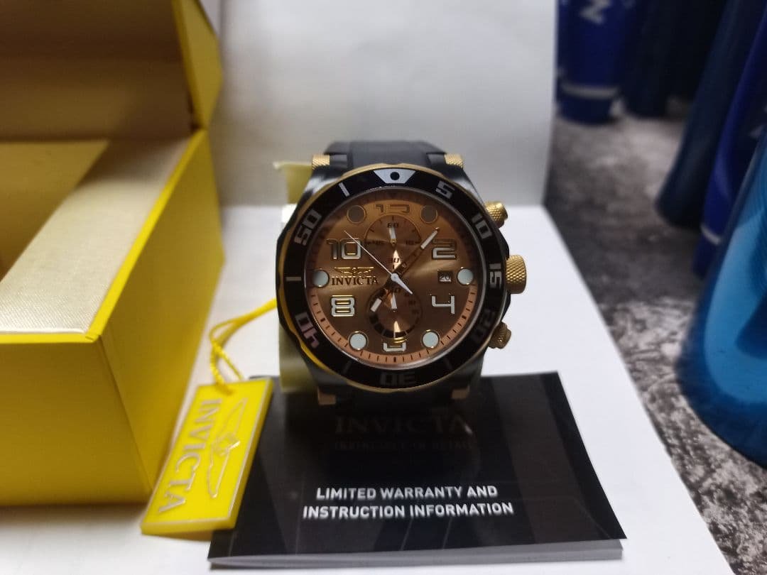 INVICTA メンズ 時計 ラバーベルト ブラウン