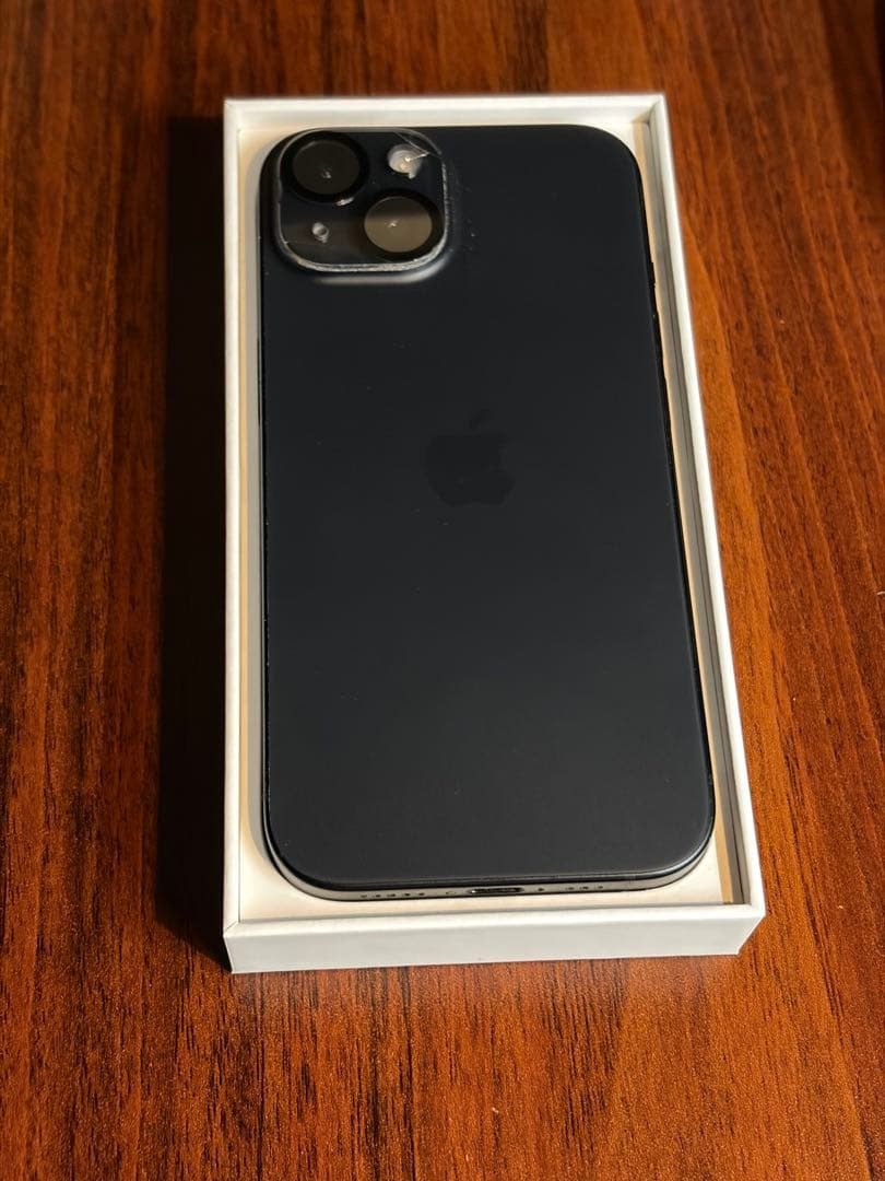 シャッター音無iPhone15 ブラック美品　米国版SIMフリー