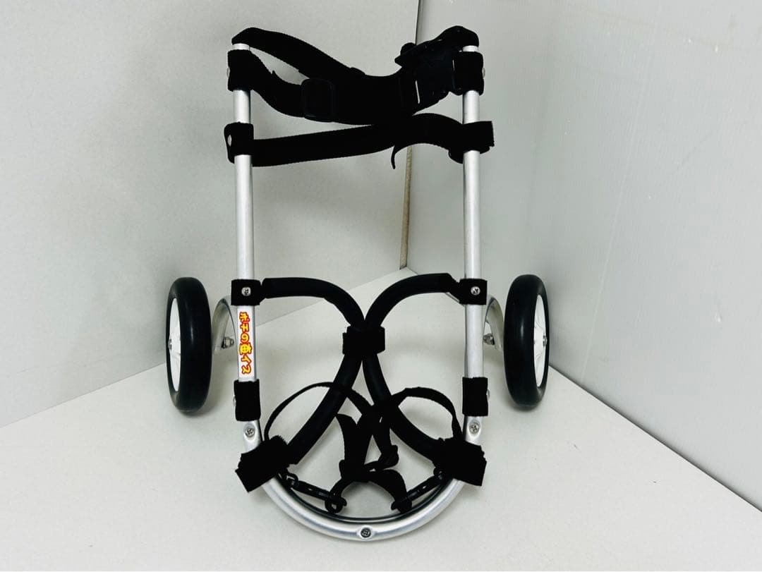 ポチの車イス　ペット用補助車