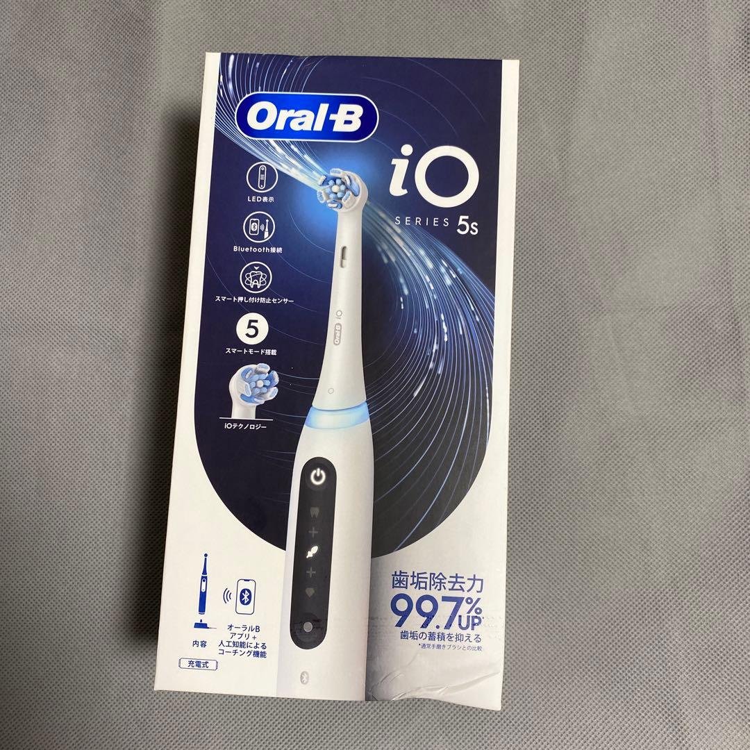ブラウン 電動歯ブラシ オーラルB iO5S iOG51A60WT ホワイト