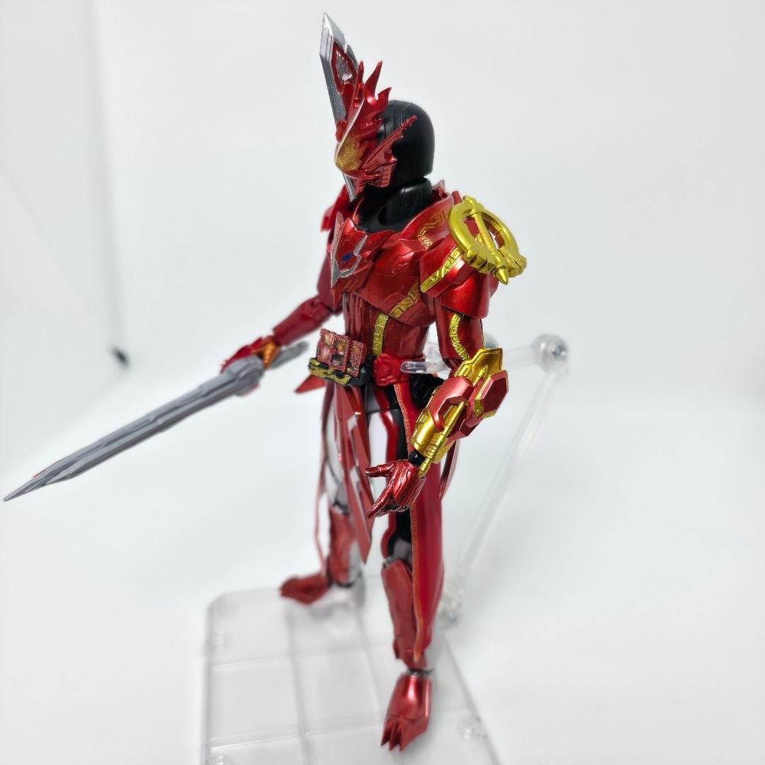 フィギュアーツ規格　仮面ライダーセイバー　3体セット　ブレイズ　エスパーダ