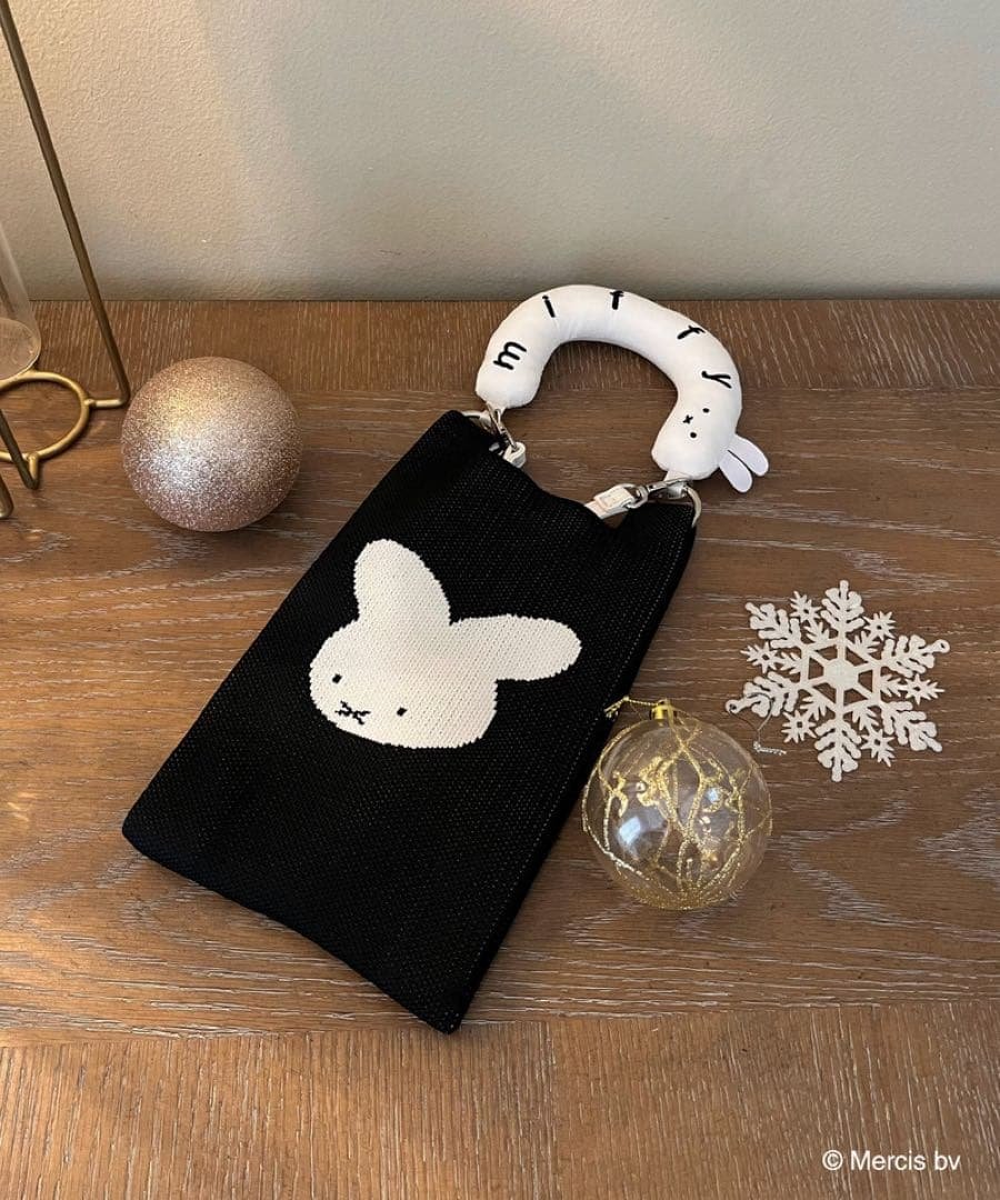 latte✩.*˚Miia miffy ニットトークバッグ 黒