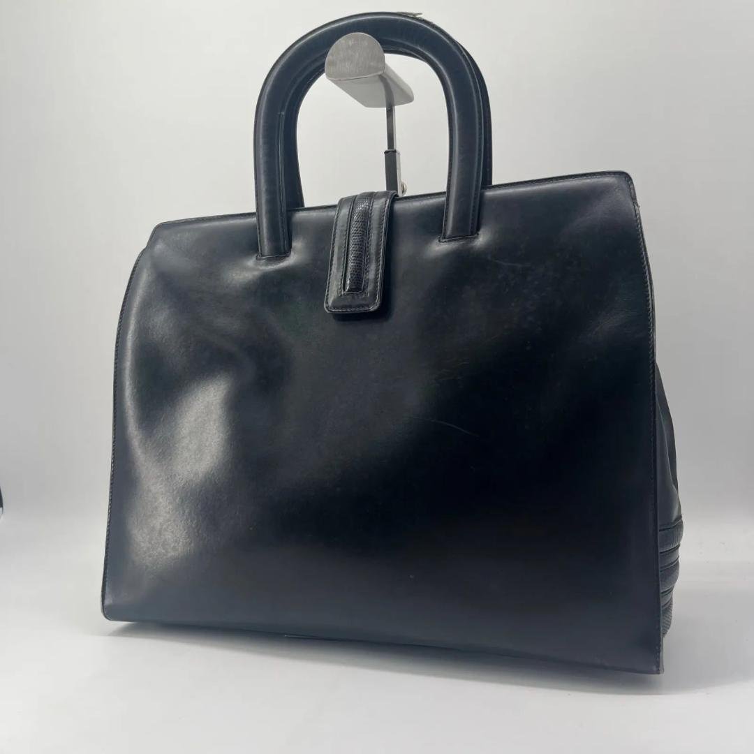 13971✨グッチ ハンドバッグ レザー フラップ 黒 ブラック