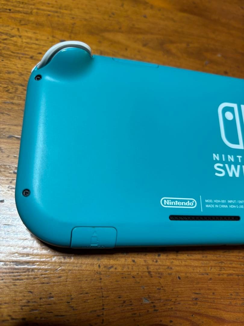 Switchライト　ジャンク　画面に縦線が入ります
